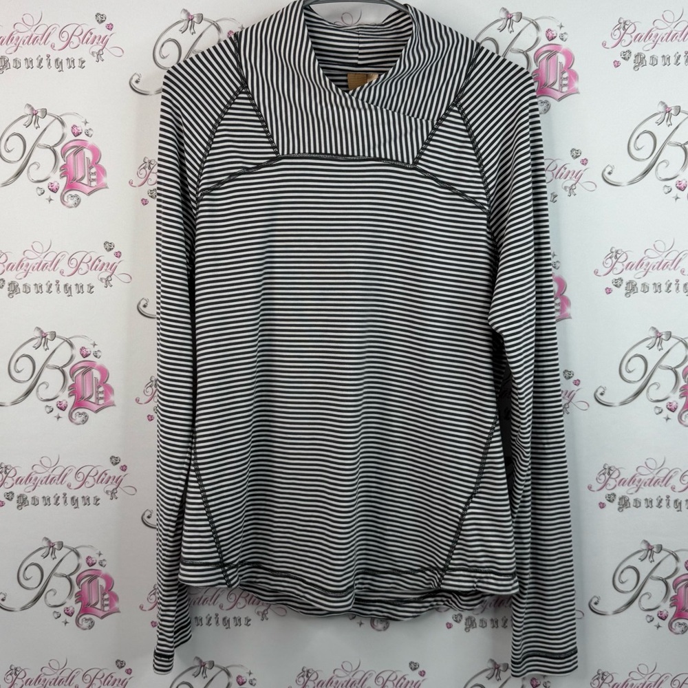 Indyeva long sleeve stripes stretchy Striped Black and White Women's Top